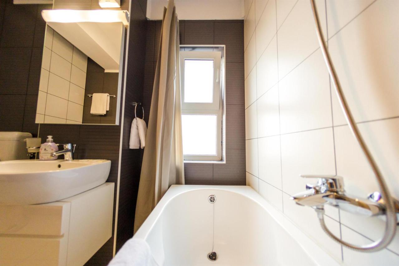 Apartament Business Langa Vivo Mall Apartment Бая Маре Екстериор снимка